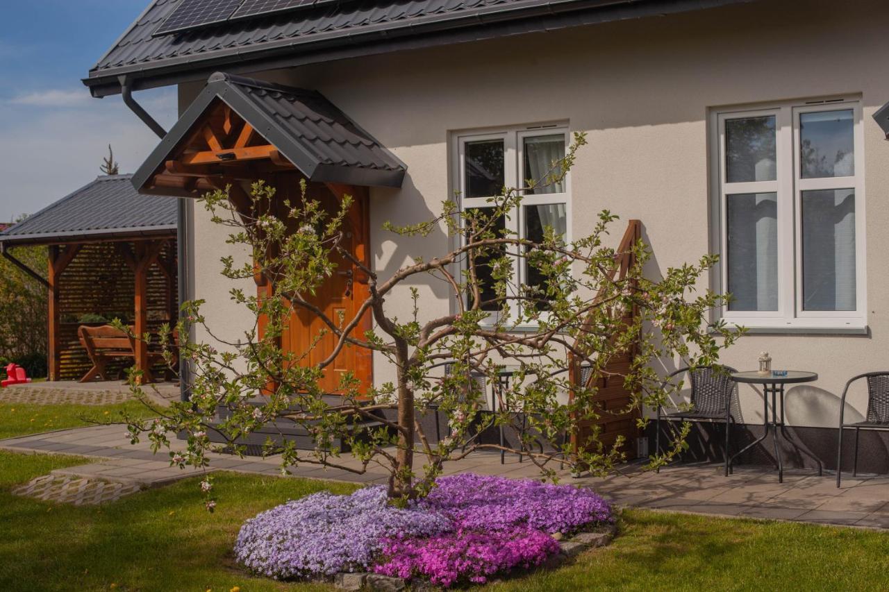 Ferienwohnung Pod Lipa Stolpmünde Exterior foto